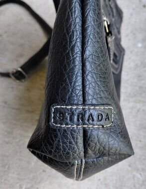 Strada Crossbody Bag